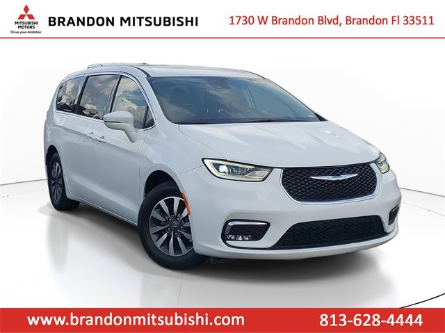 Used 2022 Chrysler Pacifica Touring-L