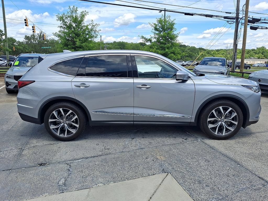 Used 2022 Acura MDX w/ Technology Package AWD/4WD image 12