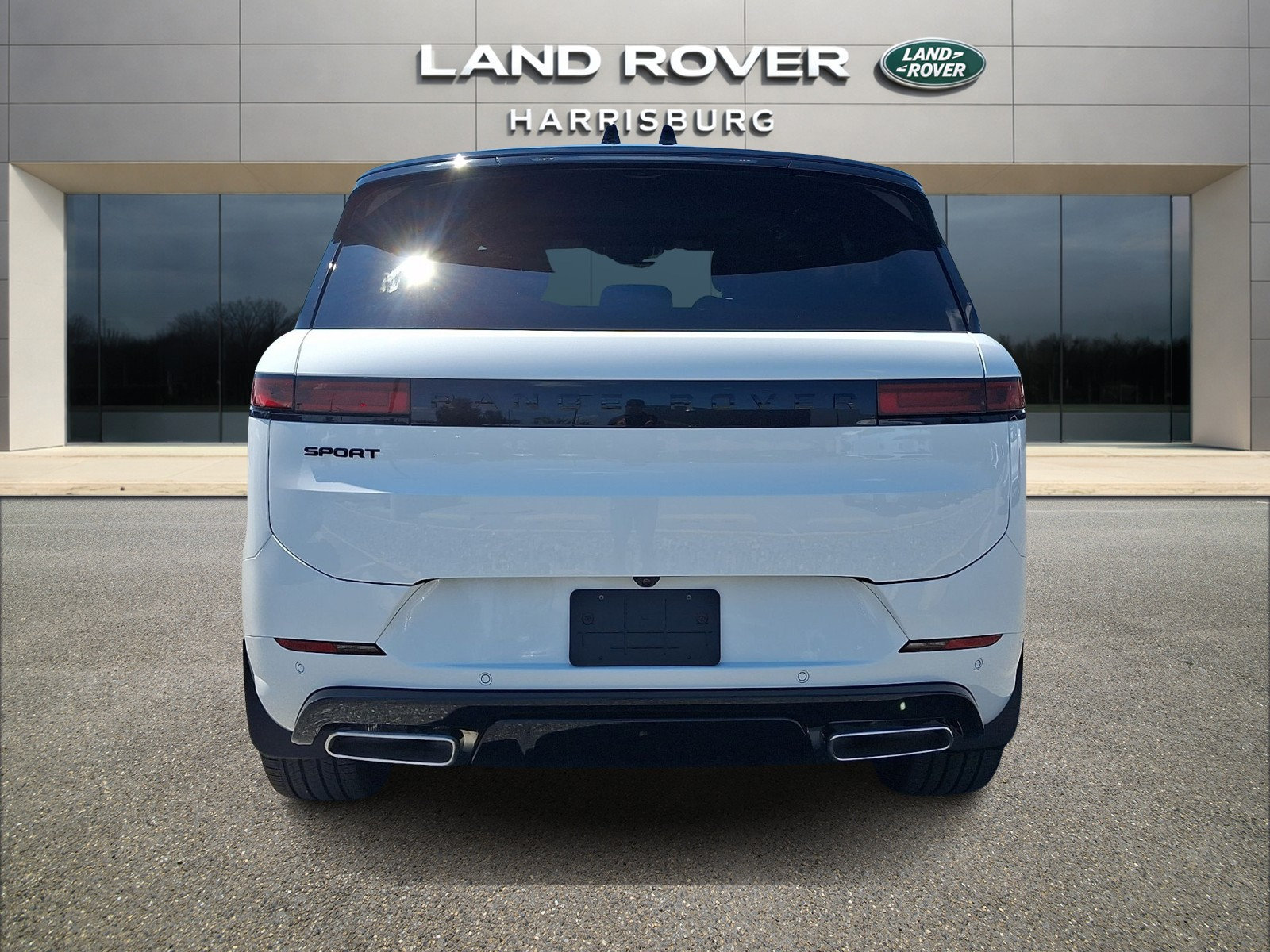 New 2026 Land Rover Range Rover Sport Dynamic SE AWD/4WD image 3