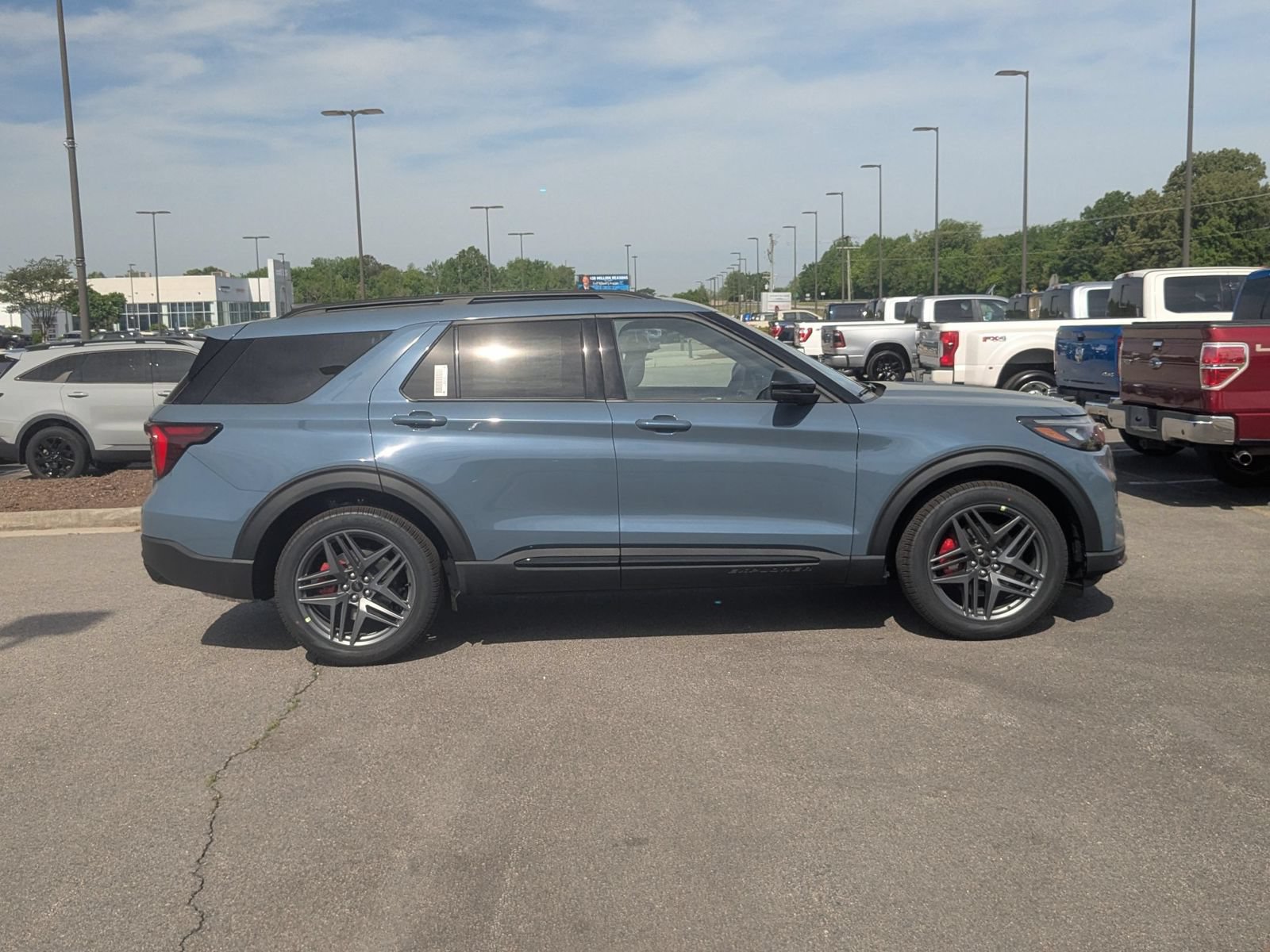 New 2026 Ford Explorer ST w/ Sun And Sound Package AWD/4WD image 2