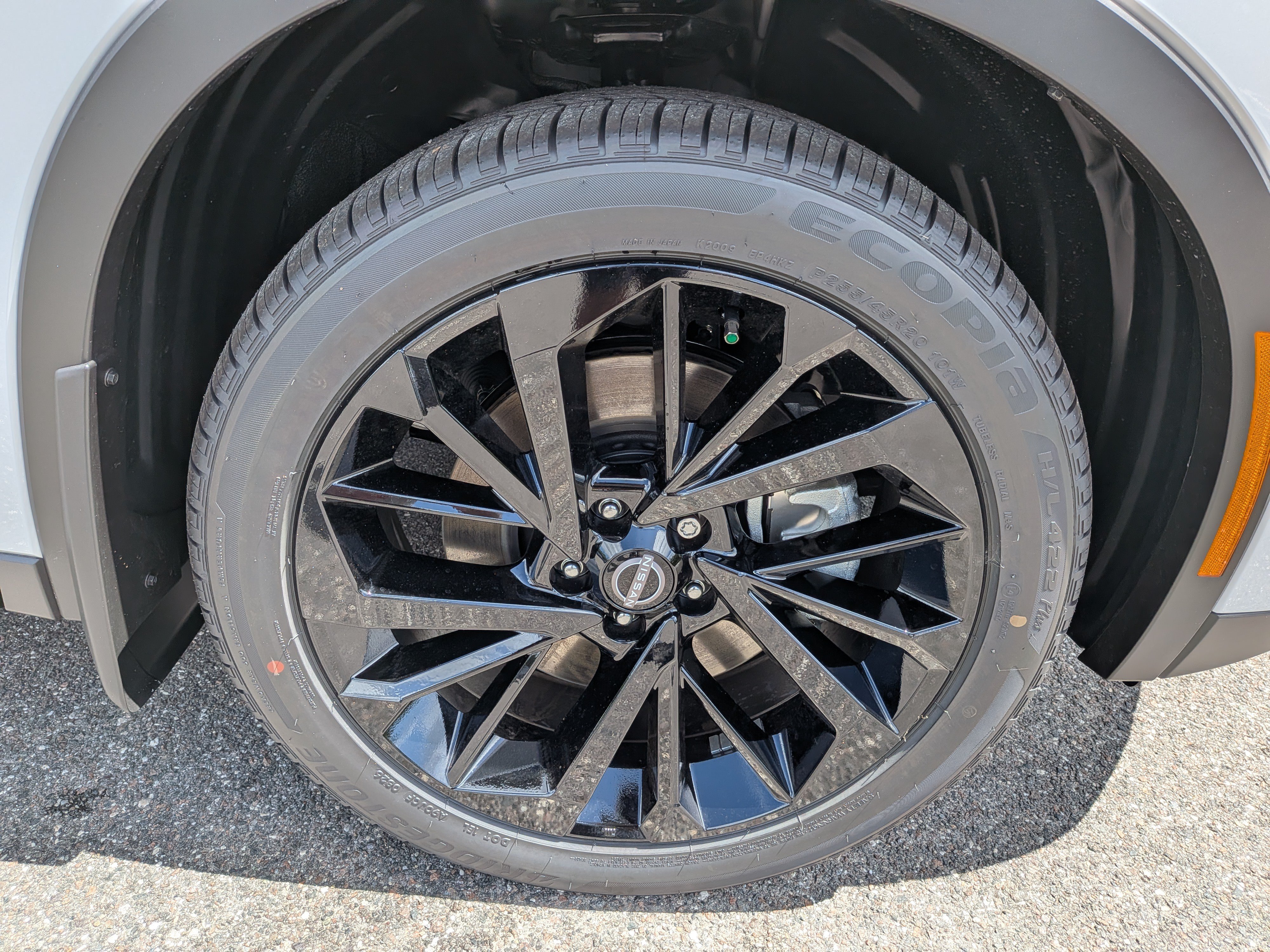New 2026 Nissan Rogue SL AWD/4WD image 12