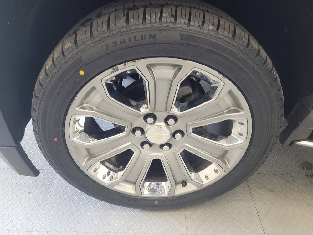 Used 2019 Chevrolet Suburban Premier AWD/4WD image 31