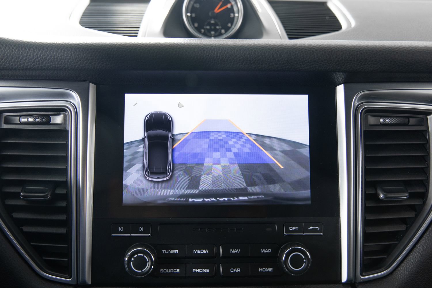 Used 2018 Porsche Macan Sport Edition image 35