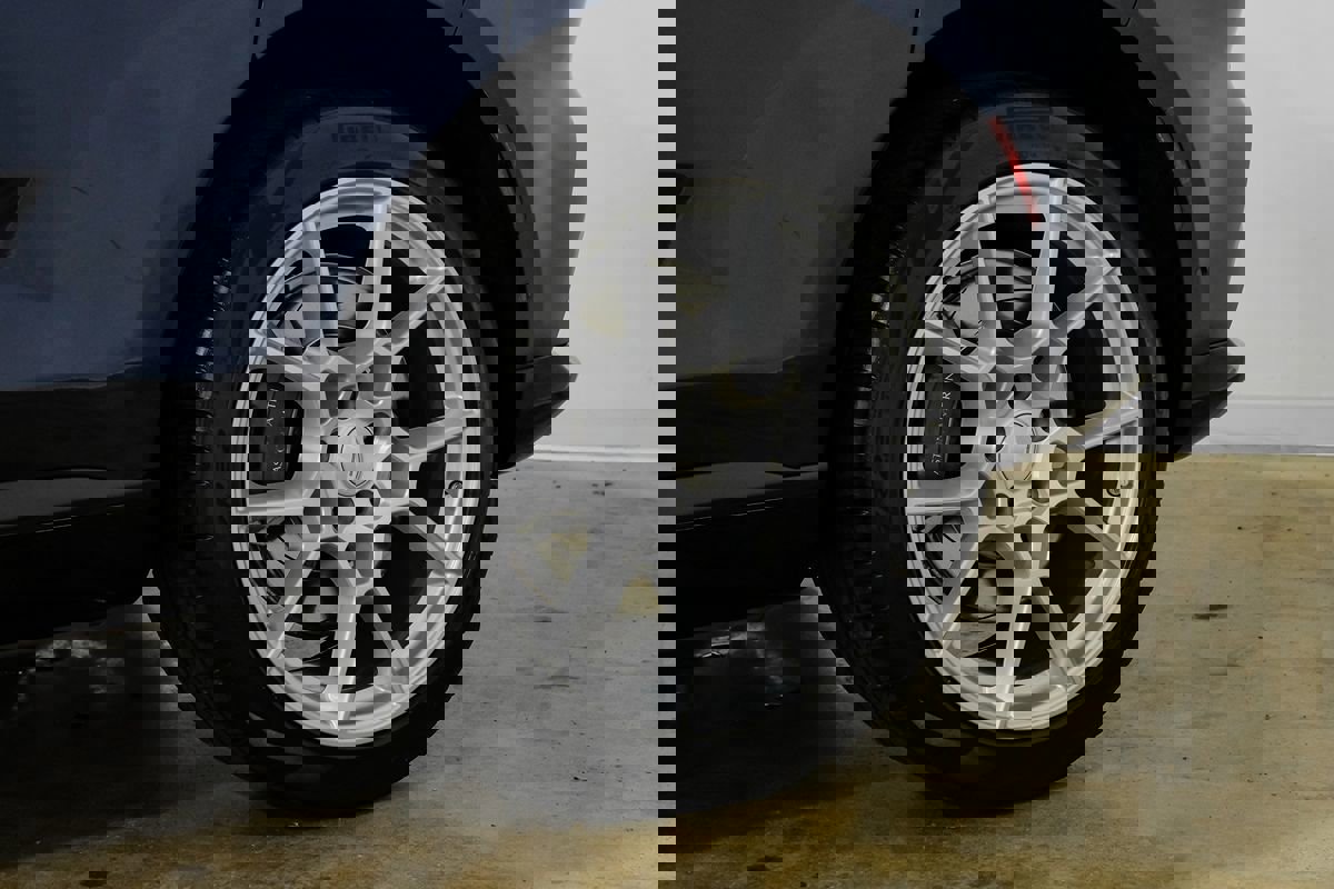 Used 2021 Aston Martin DBX AWD/4WD image 54