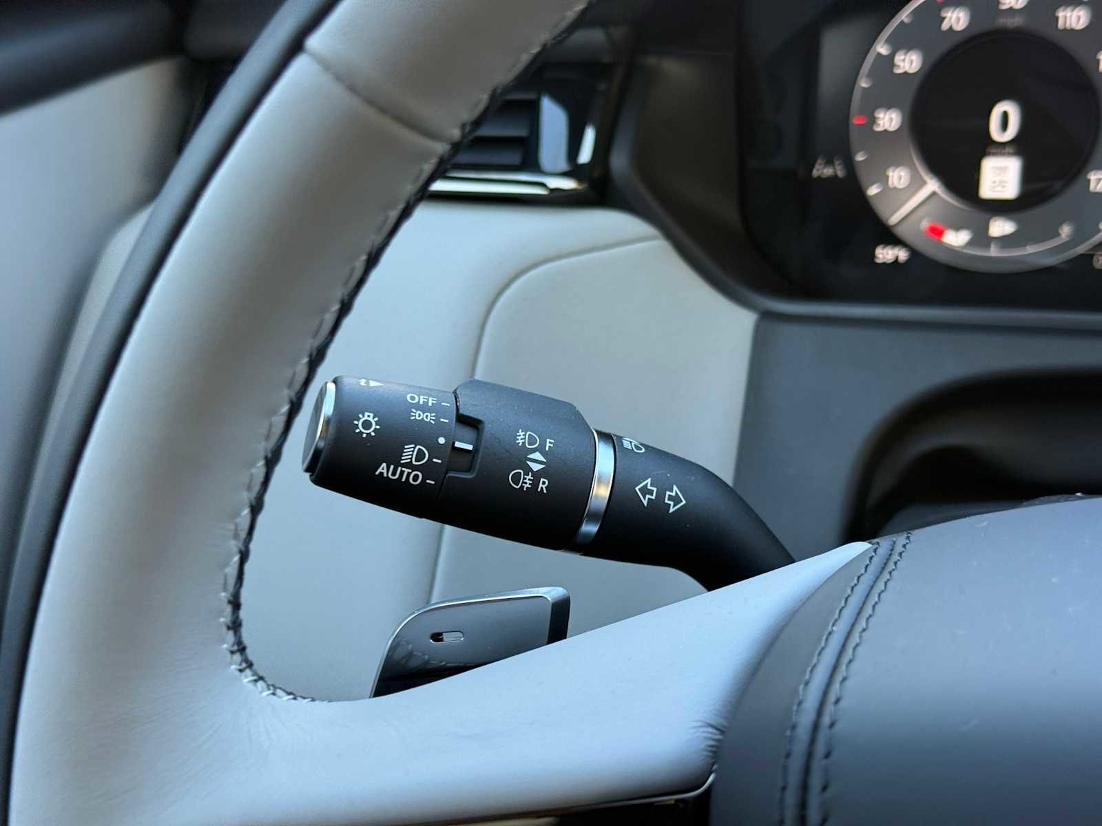 New 2026 Land Rover Range Rover Velar Dynamic SE image 22