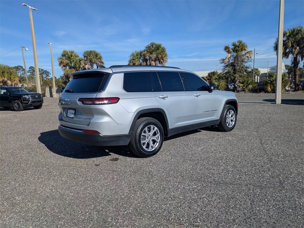 Used 2022 Jeep Grand Cherokee L Limited w/ Trailer Tow Group (B) image 3