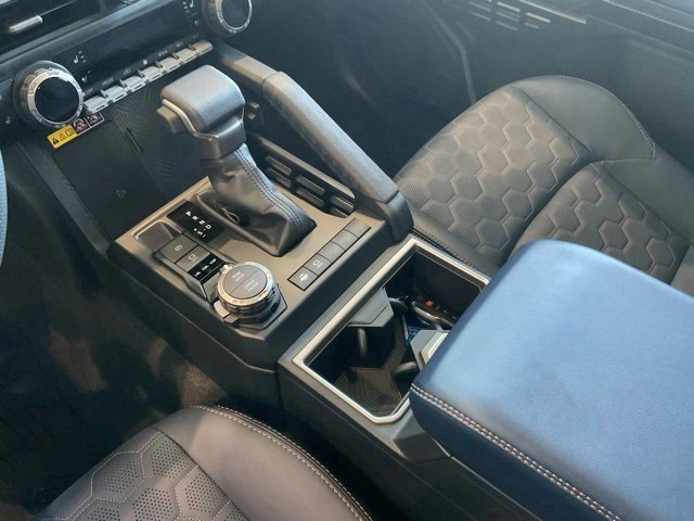 New 2025 Toyota 4Runner 4WD image 34