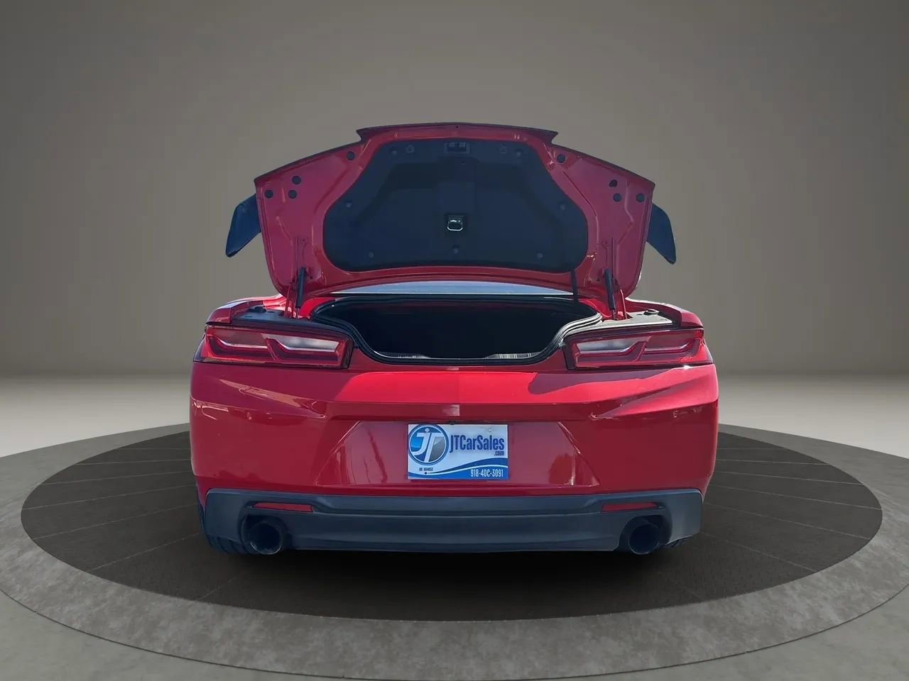 Used 2016 Chevrolet Camaro LT image 13