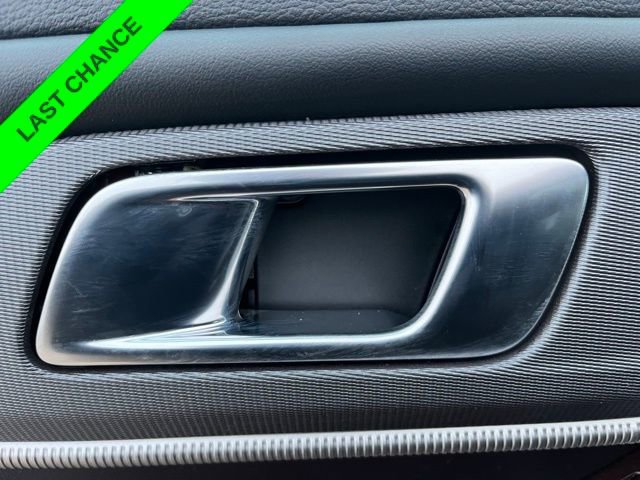 Used 2025 Ford Explorer ST-Line w/ Premium Package image 10