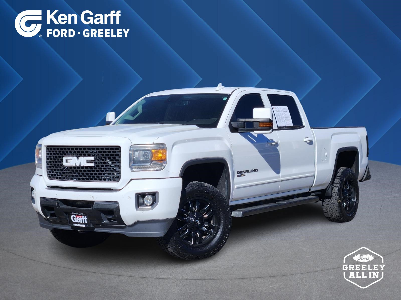 Used 2015 GMC Sierra 2500 Denali w/ Duramax Plus Package AWD/4WD image 1