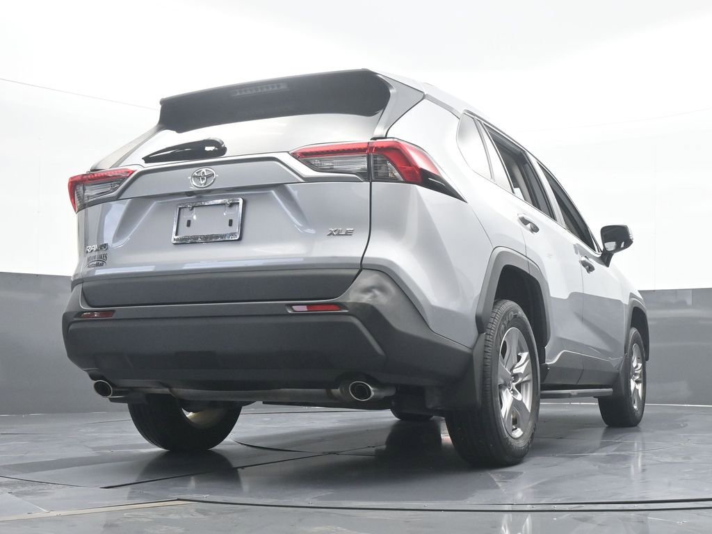 Used 2023 Toyota RAV4 XLE image 61