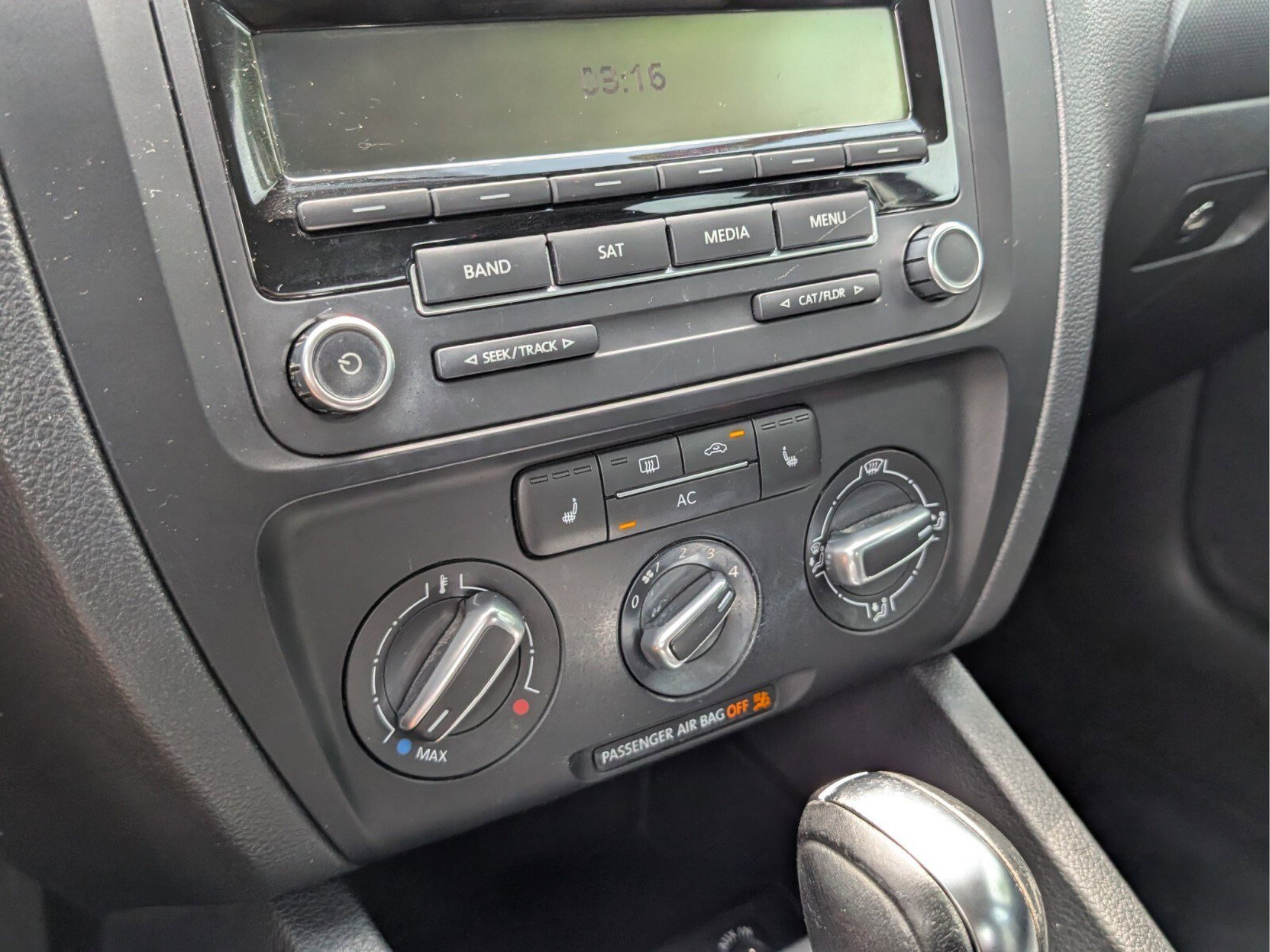 Used 2012 Volkswagen Jetta SE FWD image 37