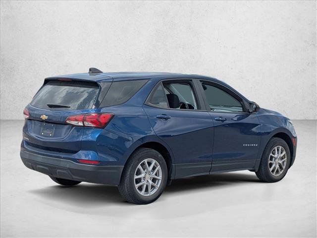 Used 2022 Chevrolet Equinox LS FWD image 5