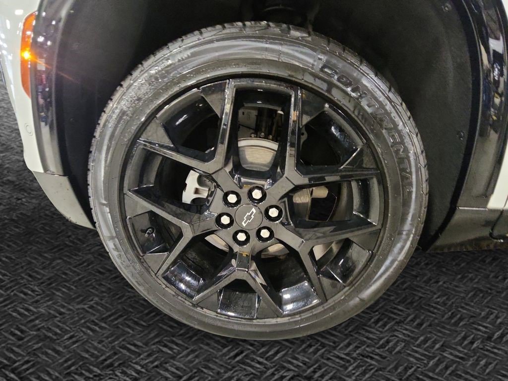 Certified 2024 Chevrolet Traverse RS AWD/4WD image 12