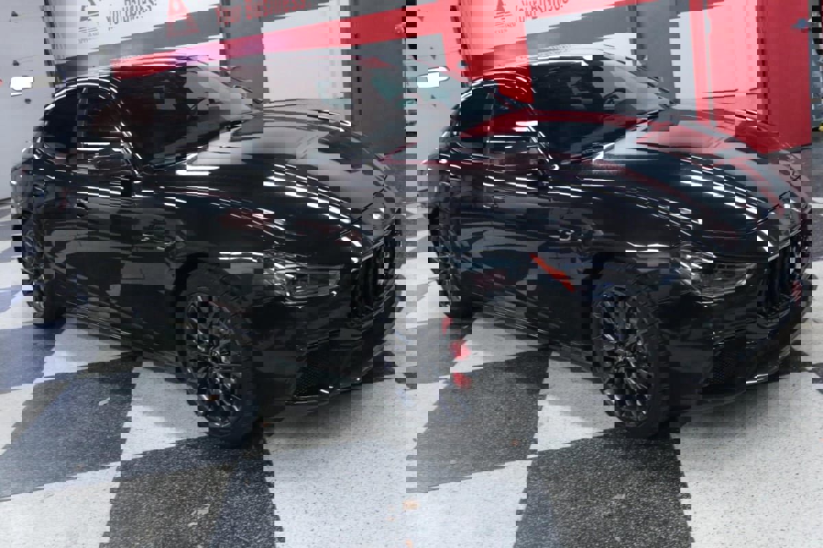 Used 2022 Maserati Ghibli Modena Q4 image 3