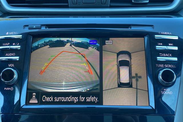 Used 2019 Nissan Murano S AWD/4WD image 14