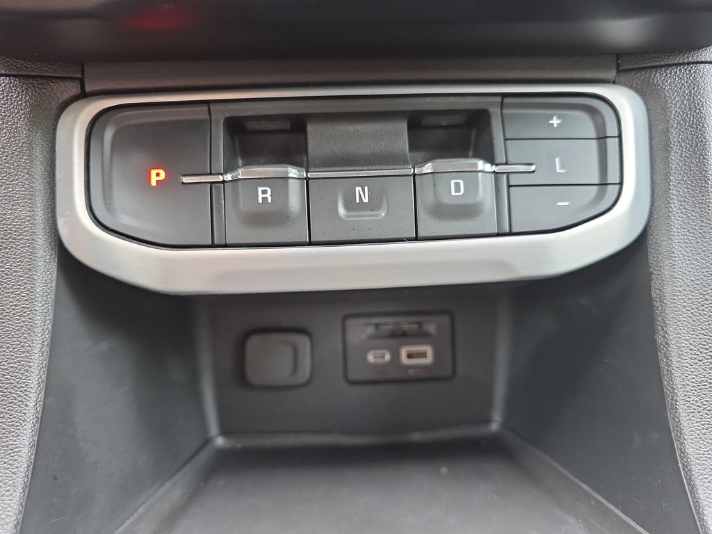 Used 2023 GMC Acadia SLT w/ Preferred Package FWD image 30