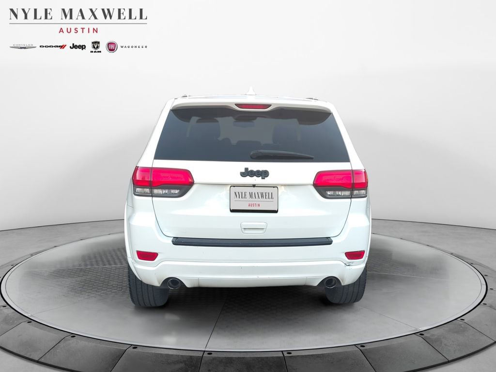 Used 2015 Jeep Grand Cherokee Altitude image 13
