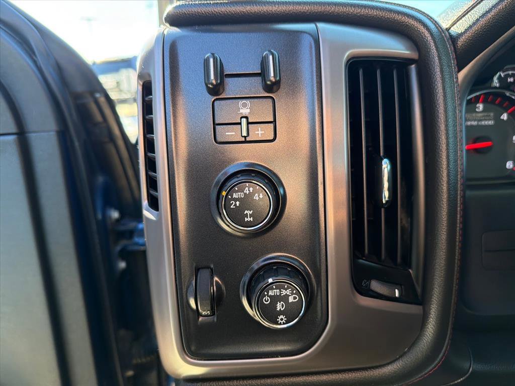 Used 2016 GMC Sierra 1500 SLT w/ All Terrain X Package image 10