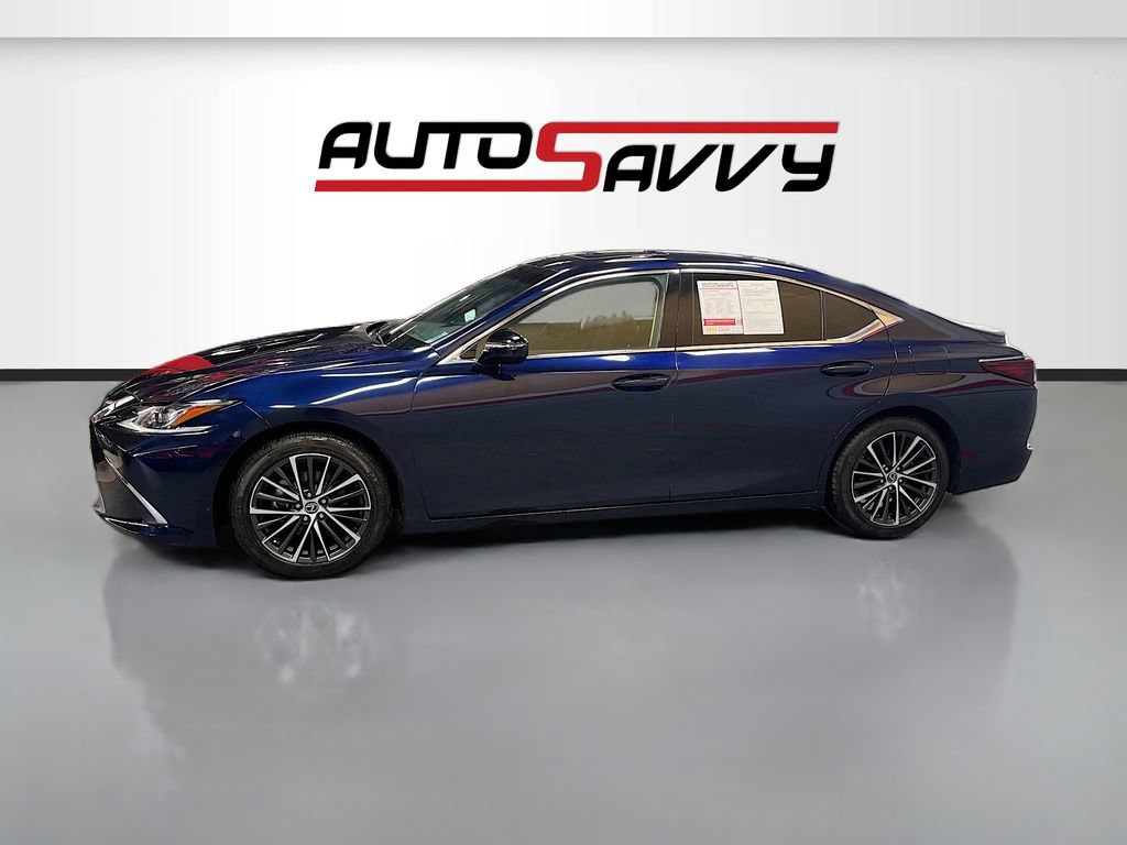 Used 2024 Lexus ES 350 w/ Premium Package FWD image 4