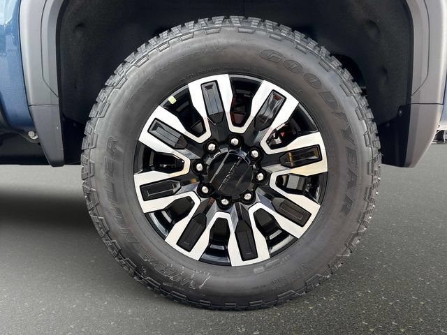 New 2026 GMC Sierra 2500 Denali Ultimate AWD/4WD image 10