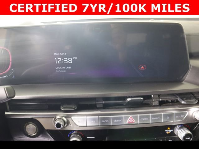 Used 2025 Kia Telluride S image 23