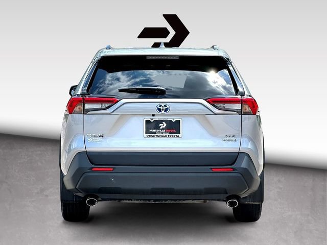 Used 2021 Toyota RAV4 XLE w/ Convenience Package AWD/4WD image 7
