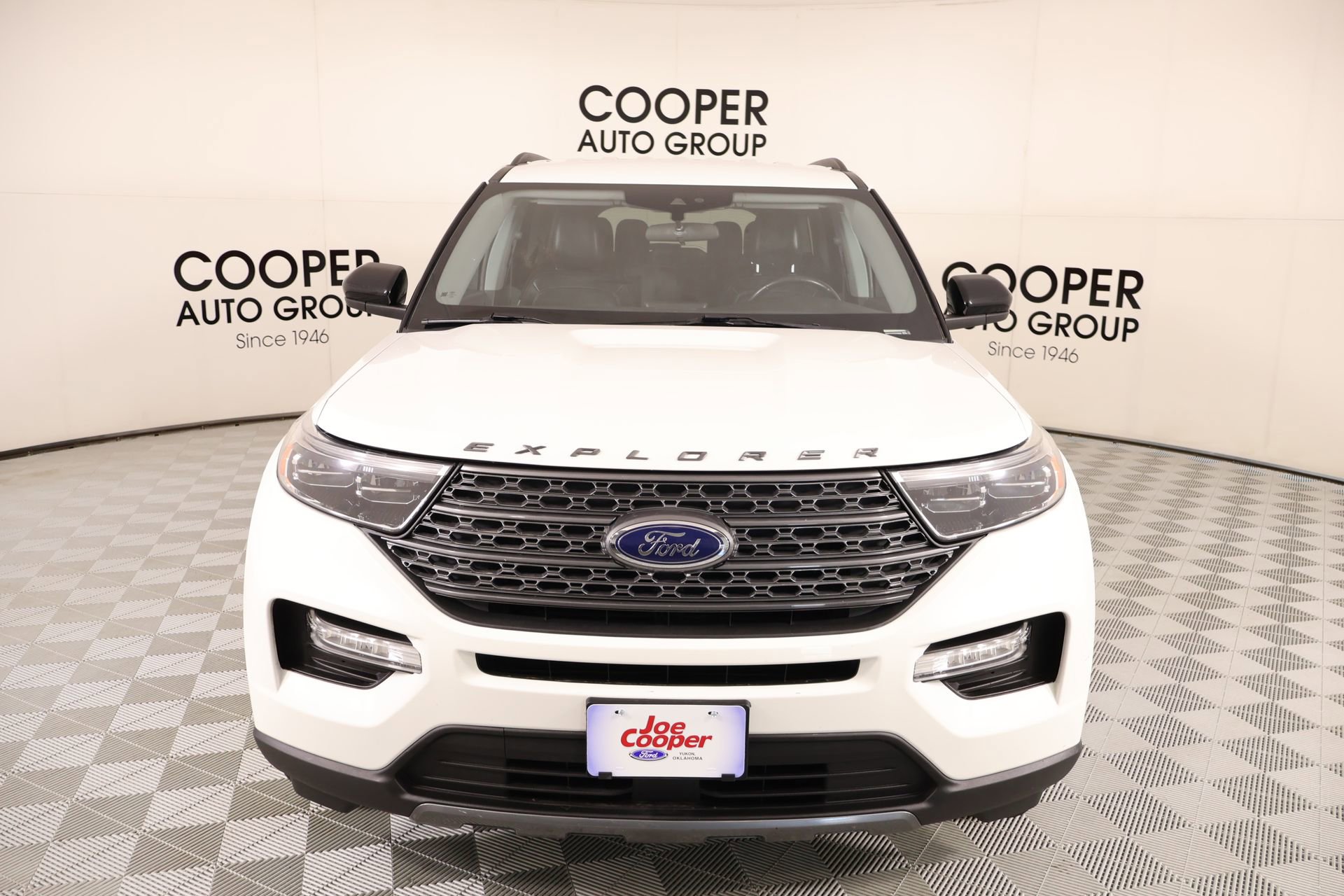 Used 2023 Ford Explorer XLT w/ Equipment Group 202A RWD image 10