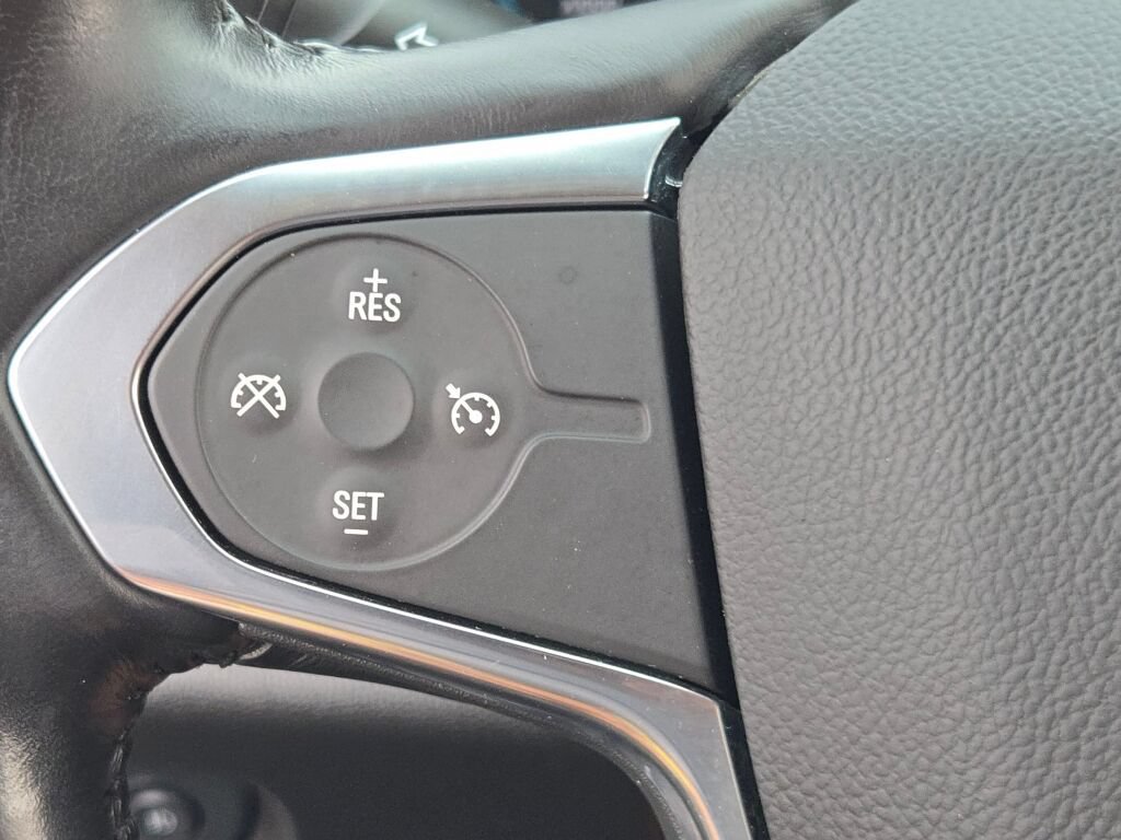 Used 2019 Chevrolet Traverse LT FWD image 32