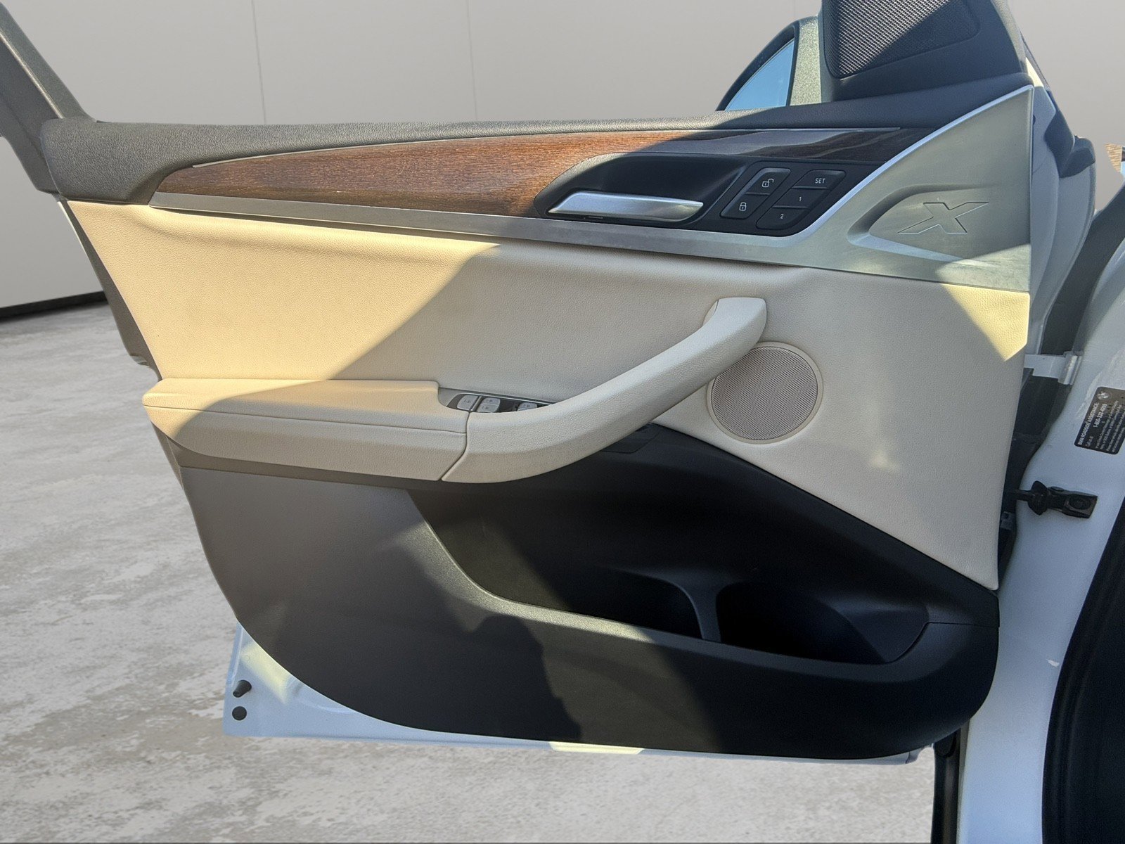 Used 2023 BMW X4 xDrive30i w/ Parking Assistance Package image 26