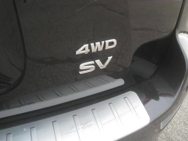 Used 2017 Nissan Pathfinder SV w/ SV Cold Weather Package image 11