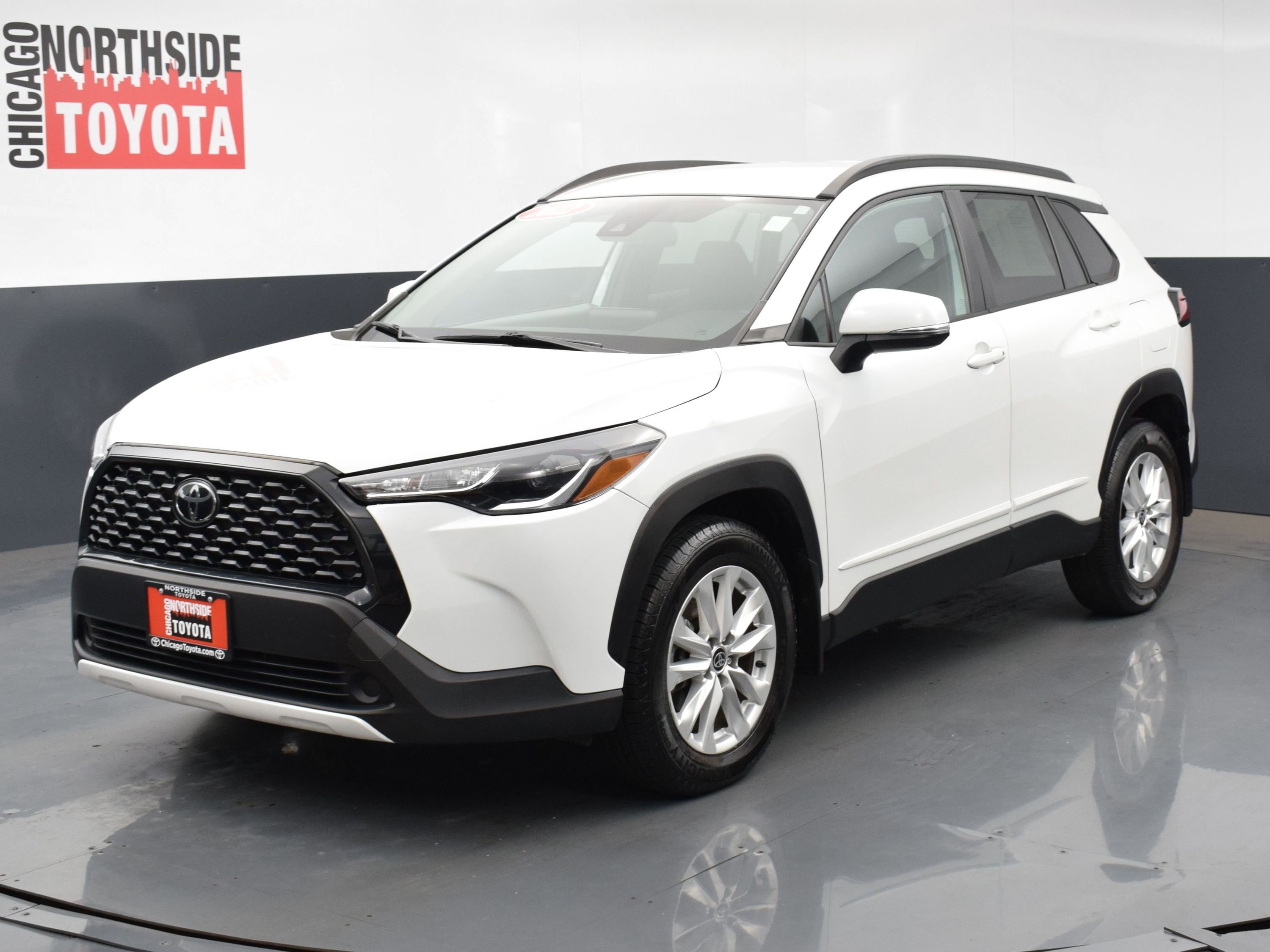 Used 2022 Toyota Corolla Cross LE image 8