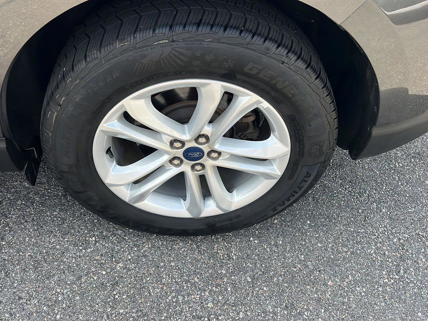 Used 2019 Ford Edge SEL w/ Equipment Group 201A image 40