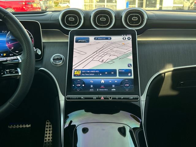 Used 2024 Mercedes-Benz GLC 300 4MATIC image 35