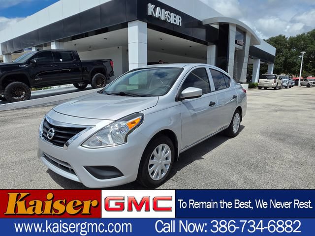 Used 2019 Nissan Versa S Plus FWD image 1