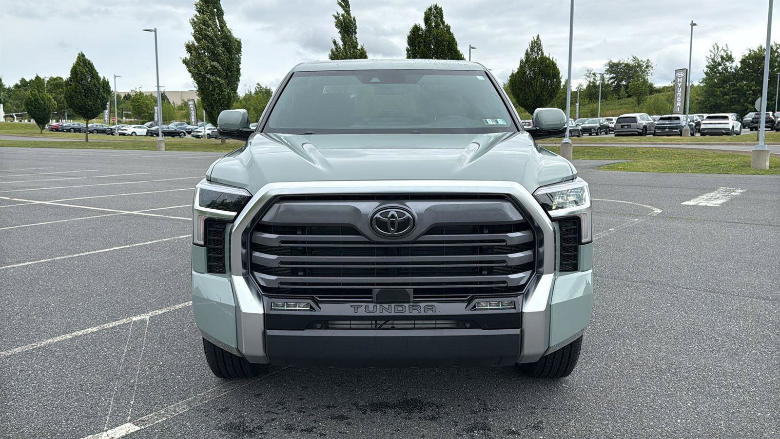 Used 2026 Toyota Tundra Limited AWD/4WD image 16