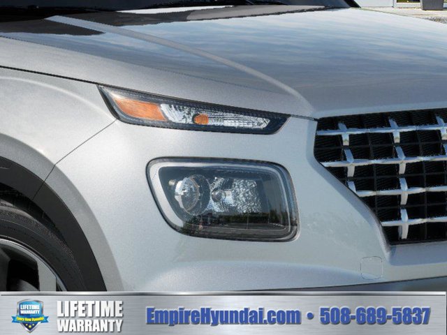 New 2026 Hyundai Venue SEL FWD image 9