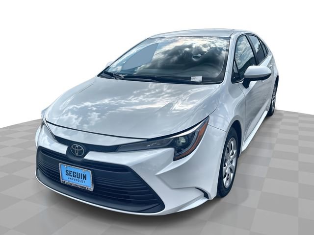 Used 2025 Toyota Corolla LE