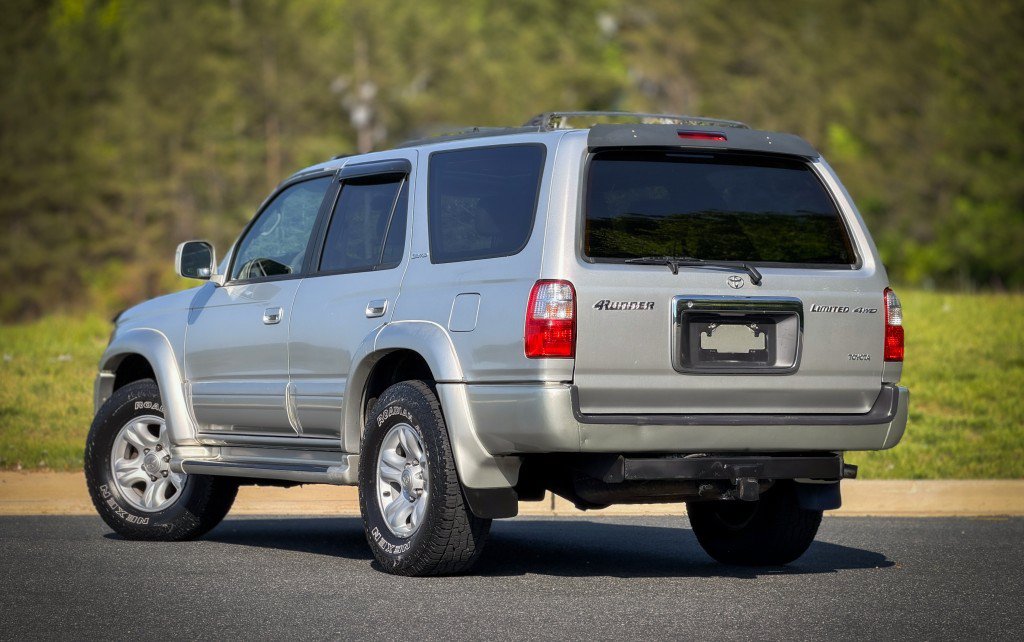 Used 2002 Toyota 4Runner Limited AWD/4WD image 9