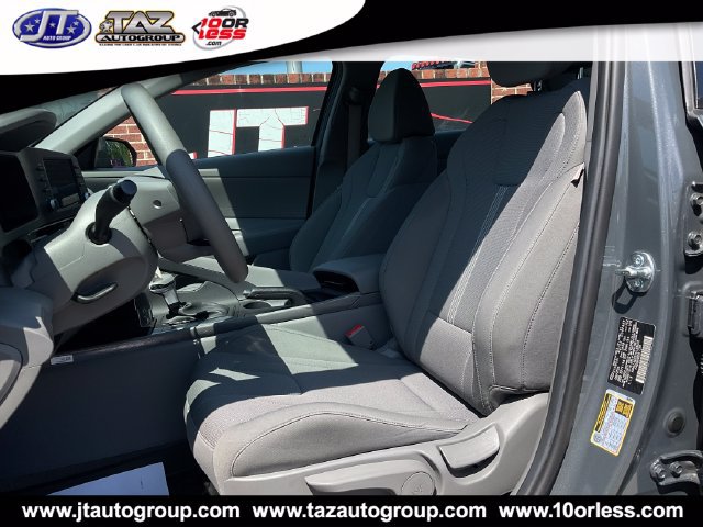 Used 2026 Hyundai Elantra SE FWD image 10