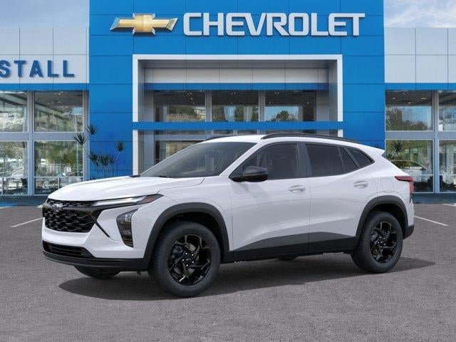 New 2026 Chevrolet Trax LT w/ Driver Confidence Package FWD image 2
