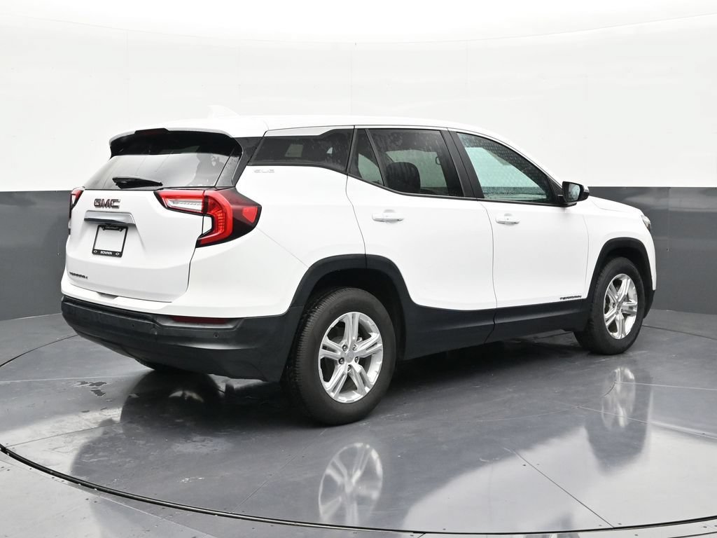 Used 2022 GMC Terrain SLE FWD image 5