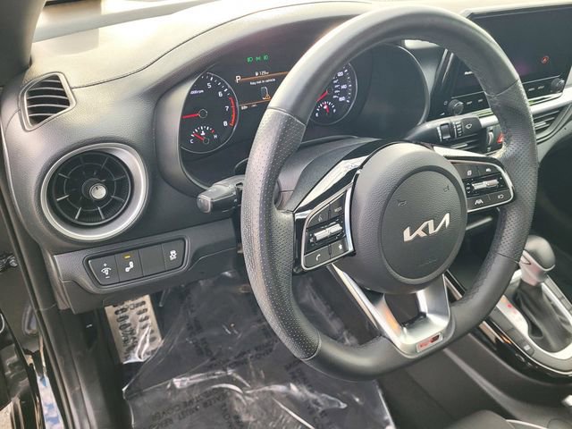 Used 2023 Kia Forte GT-Line image 24