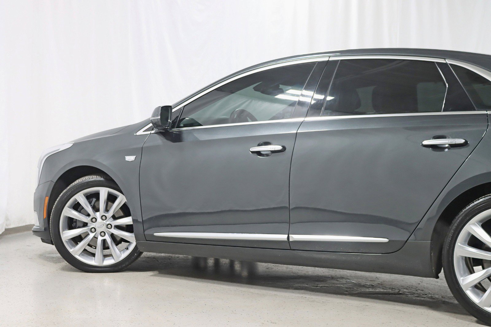 Used 2018 Cadillac XTS Vsport Platinum image 11
