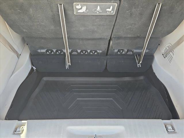 Used 2021 Chrysler Pacifica Touring-L image 6