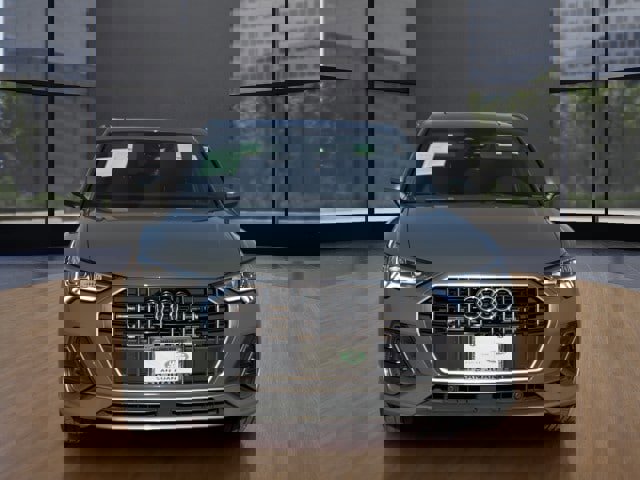 Used 2025 Audi Q3 2.0T Premium image 8