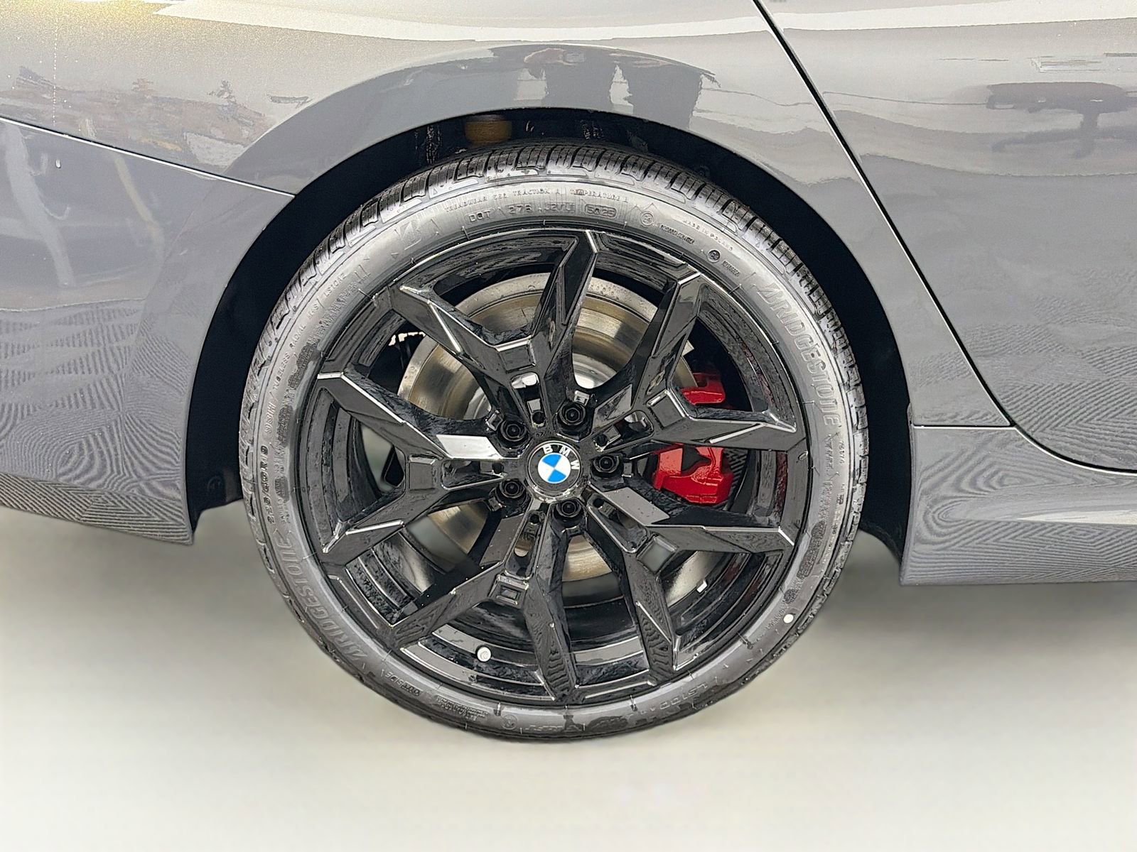 New 2026 BMW 330i xDrive Sedan w/ M Sport Package AWD/4WD image 35