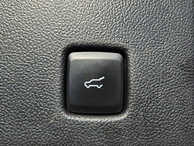 Used 2023 Ford Escape Platinum image 14