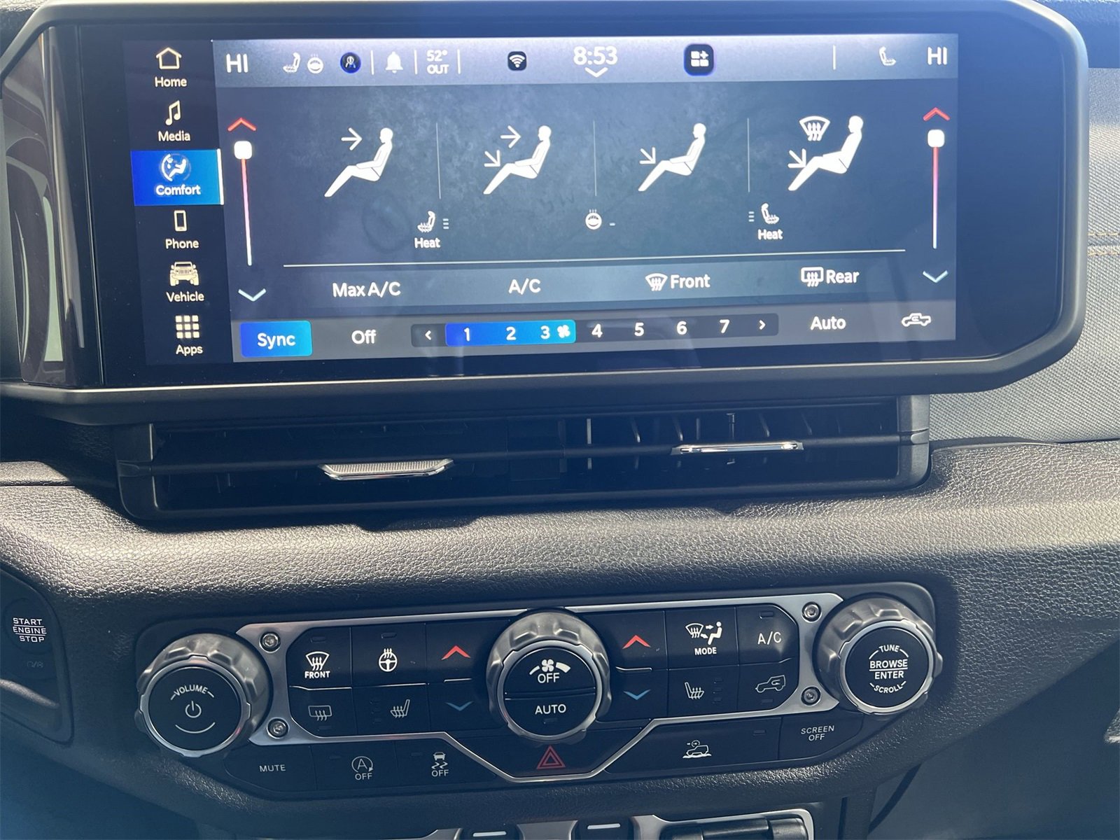 Used 2024 Jeep Gladiator Sport image 18