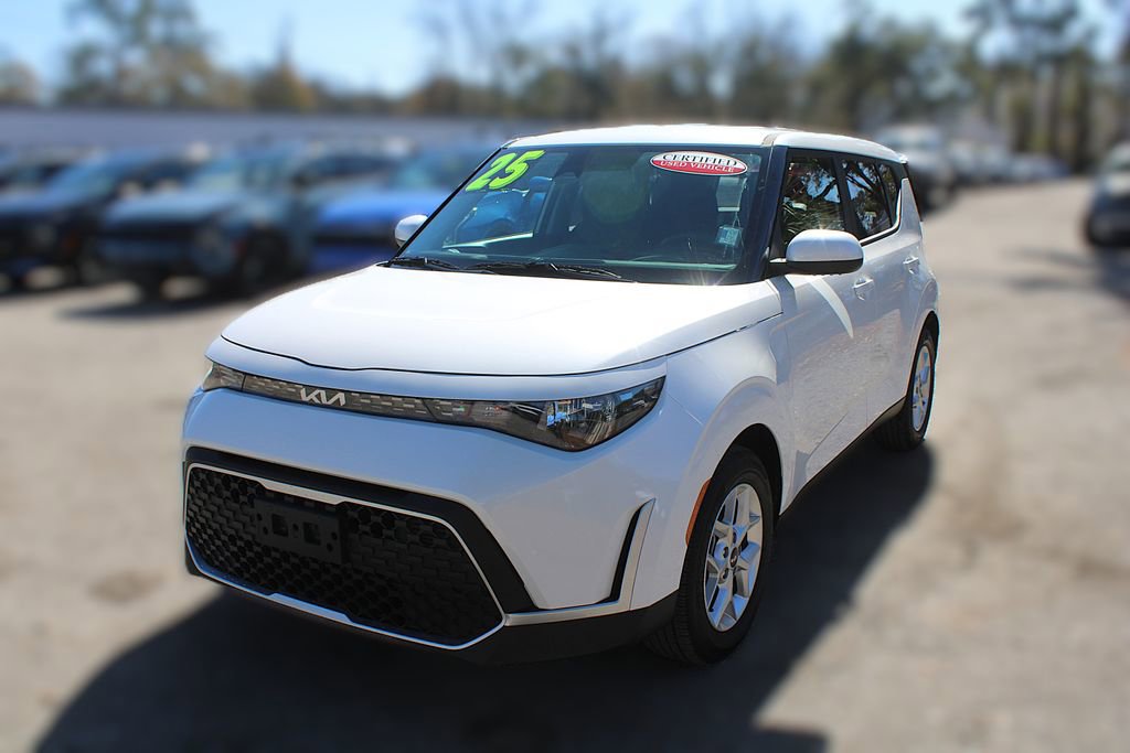 Certified 2025 Kia Soul LX image 16
